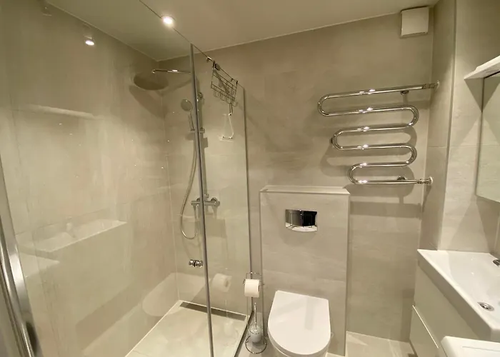 Park 1km To Old Town *